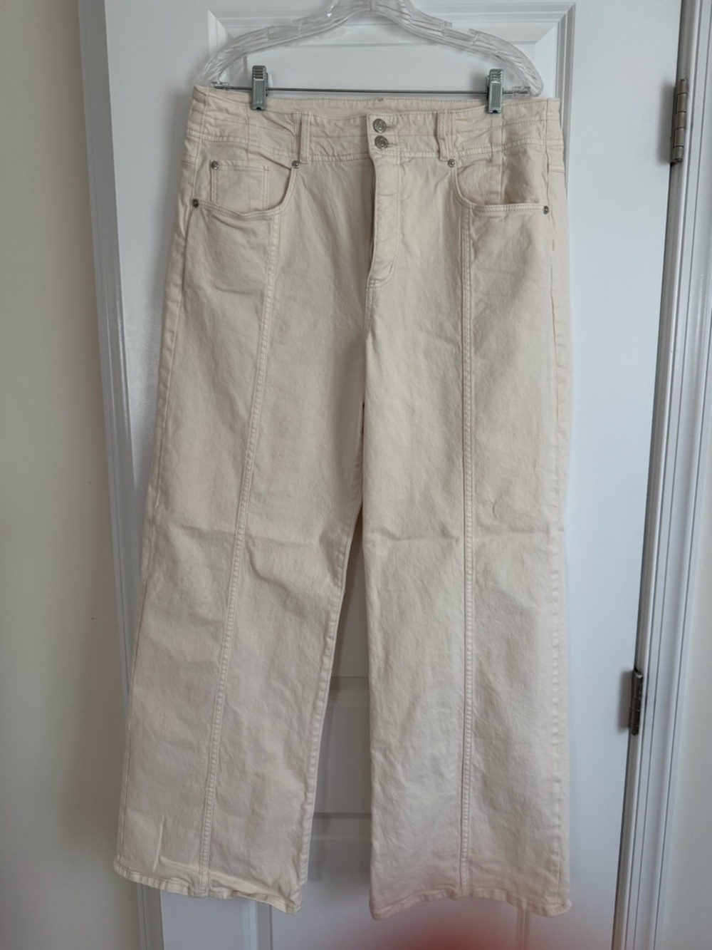 LOFT Cream Wide-Leg Front-Seam Jeans